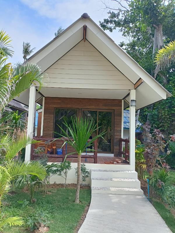 Sea Shell Beach Resort - image 44