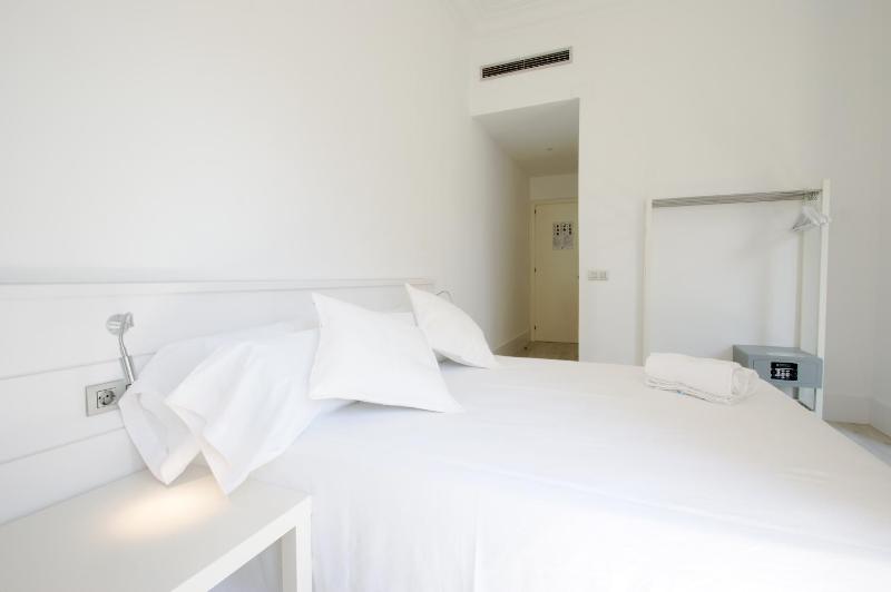 Double or Twin Room image 1