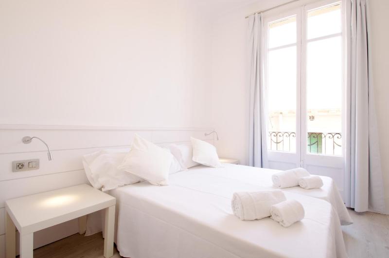 Double or Twin Room image 2