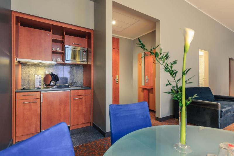 Superior Apartment with Double and Sofa Bed with Kitchenette image 3