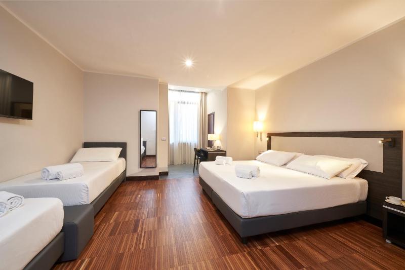 Executive Double or Twin Room image 1