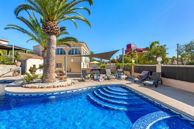Villa Campanilla - Plusholidays - image 11