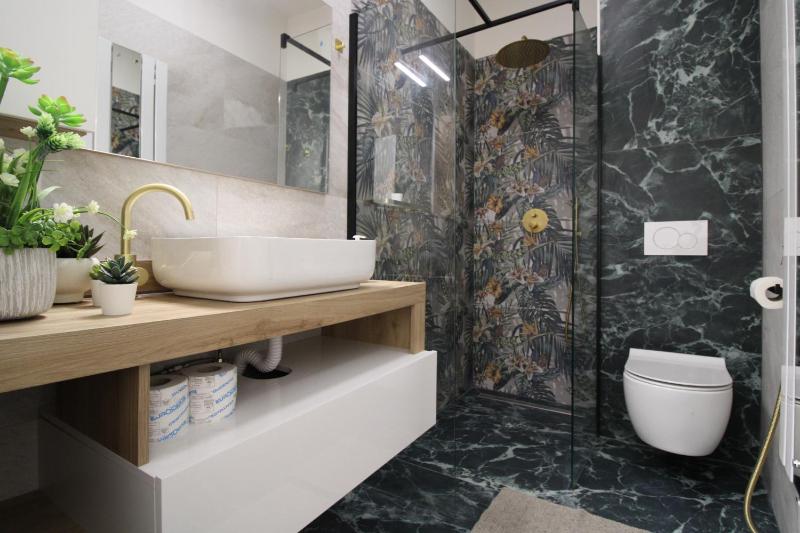 MilanRentals - Rainforest - image 9