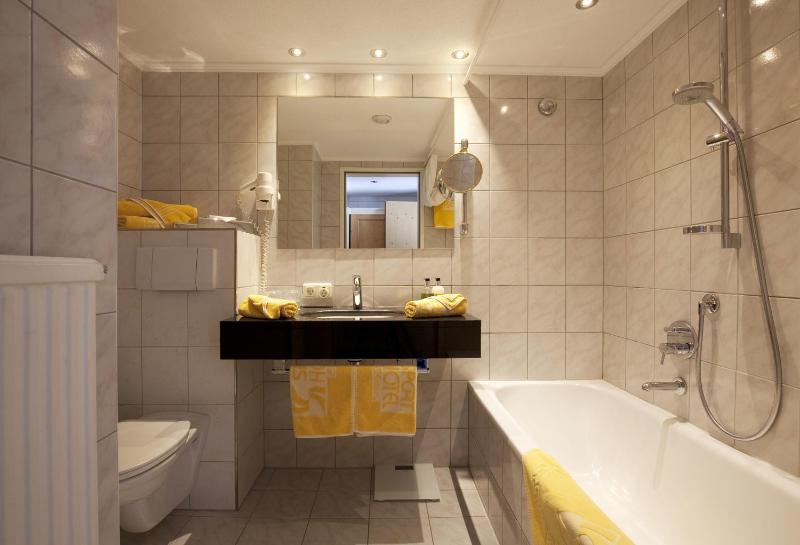 Double Room image 2