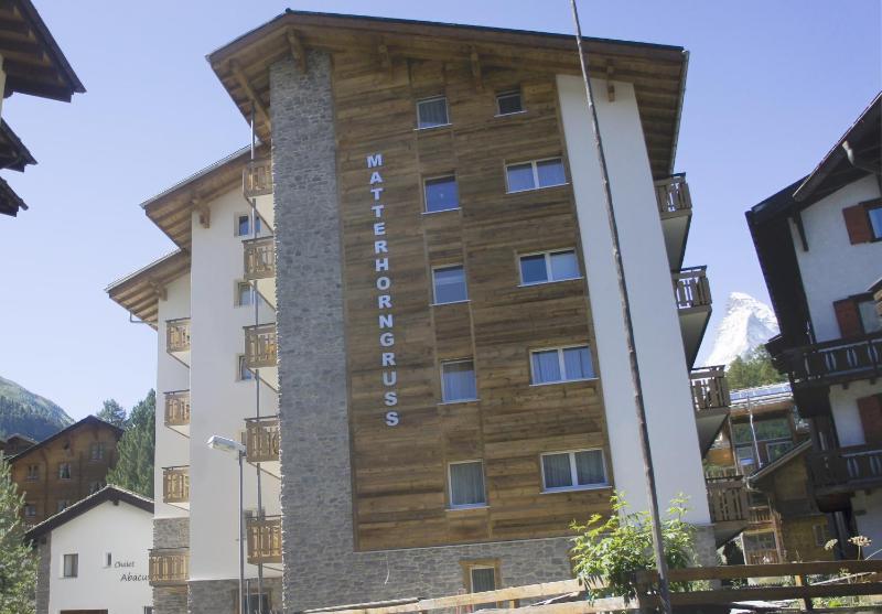 Apartment (6 Adults) image 4