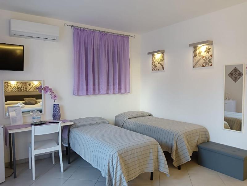 Comfort Quadruple Room image 4