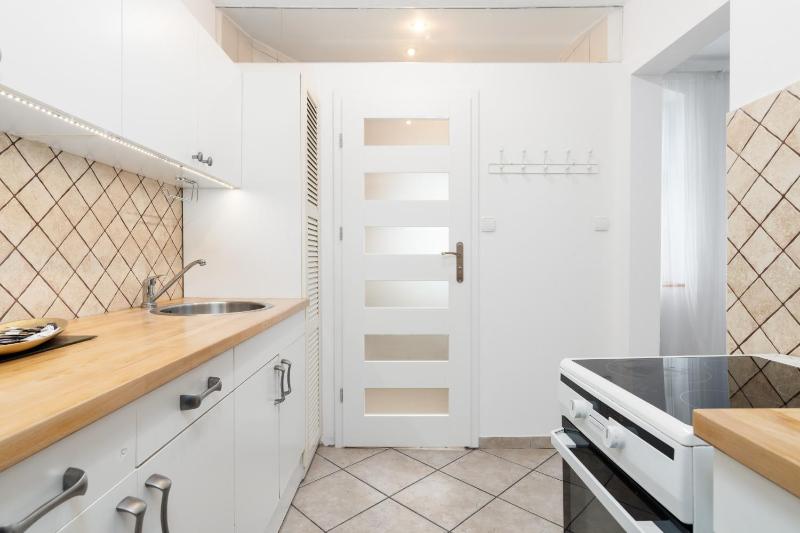 Bright and Cosy Apartments in Poznań by Noclegi Renters - image 22