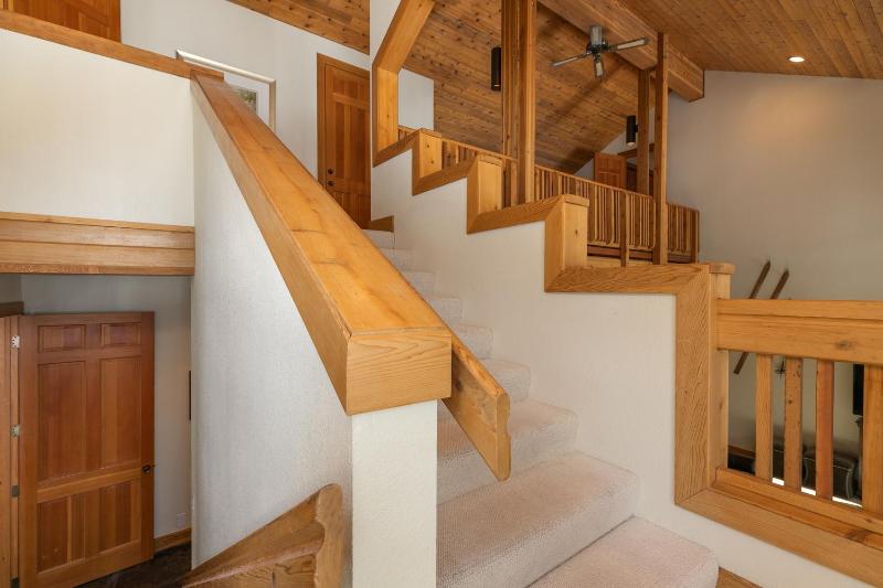 Grand Antler Lodge: Spacious Updated Sleeps 16 - image 18