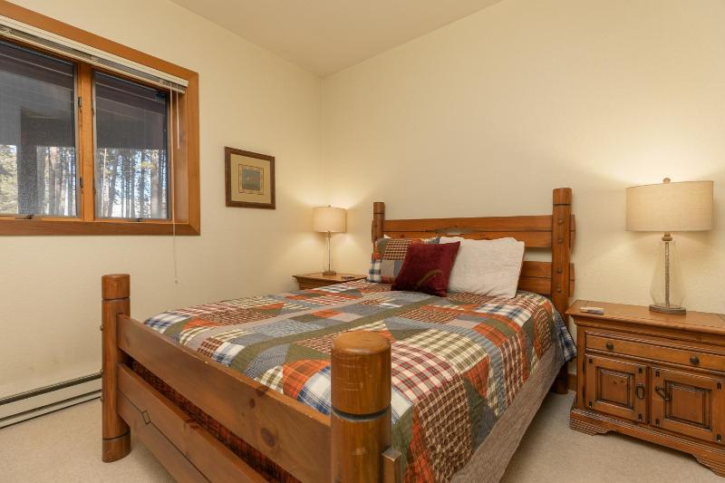 Grand Antler Lodge: Spacious Updated Sleeps 16 - image 39