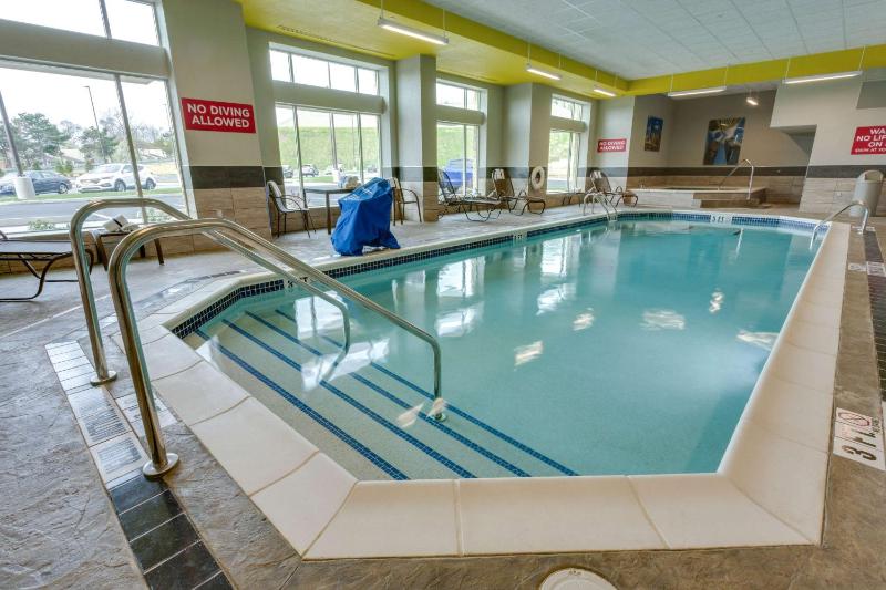 Drury Inn & Suites Pittsburgh Airport Settlers Ridge - image 31