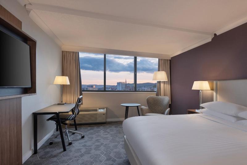 Deluxe Double Room - Renovated image 1