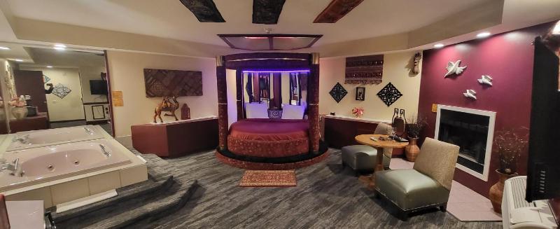 Superior Suite image 1