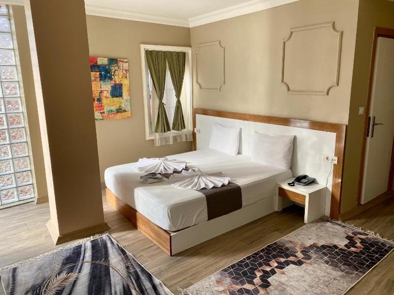 Exclusive Suite image 3