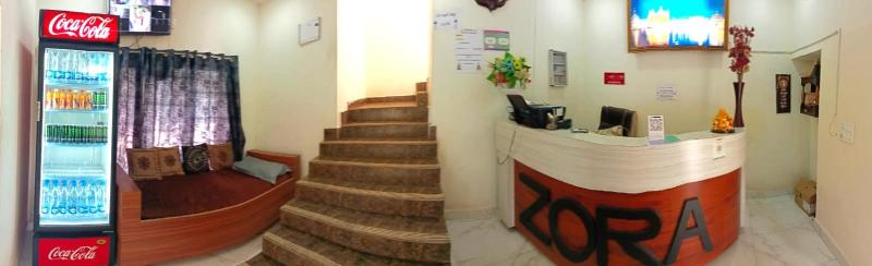 Zora Park Luxury Rooms - image 10