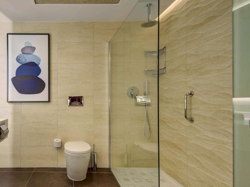 Superior King Room image 1