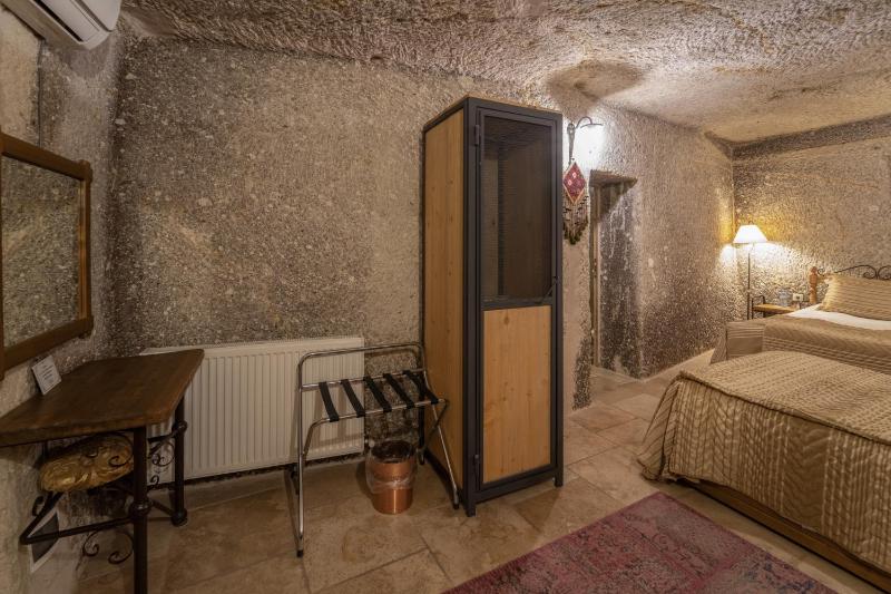 Standard Triple Room image 3