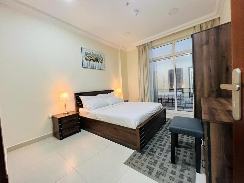 Chelsea Gardens Apartment - image 13