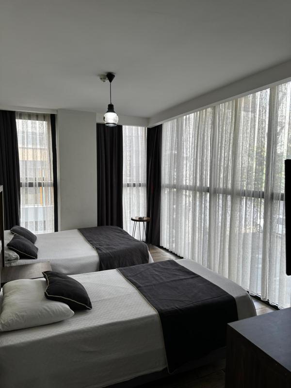 Standard Triple Room image 3