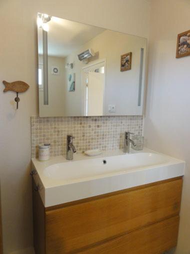 Three-Bedroom House image 3