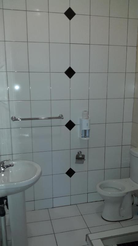Legacy Guest Lodge - image 14