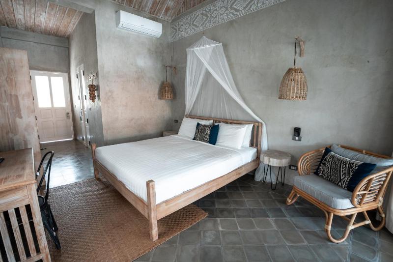 Chic stay HANA Boutique hotel - image 11