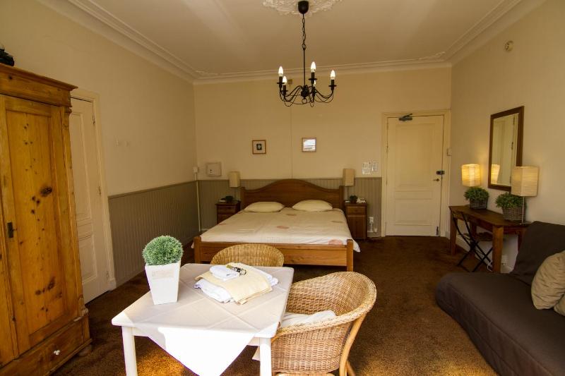 Large Double Room with Balcony image 4