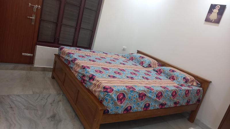Niks home stay -C - image 7