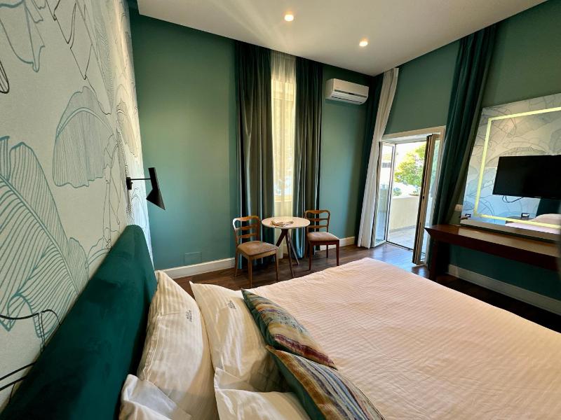 King Room with Sea View image 1