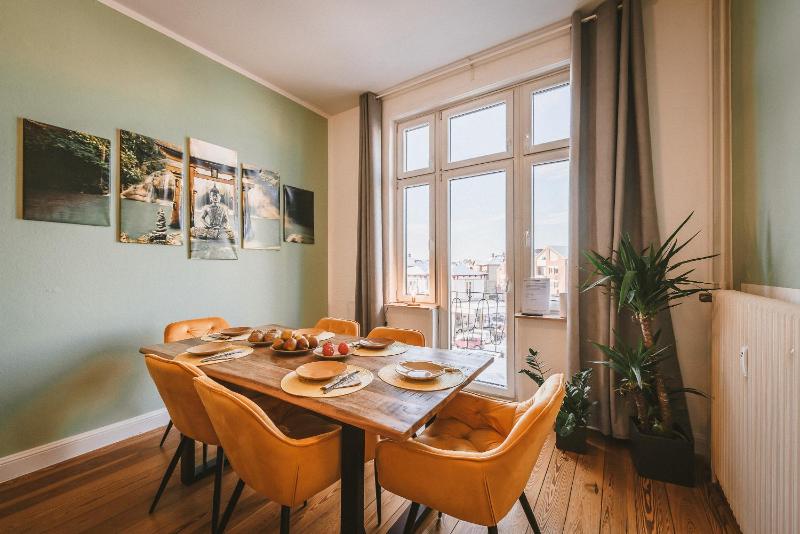 Sadebo Central Altbau Apartments Lübeck - image 32