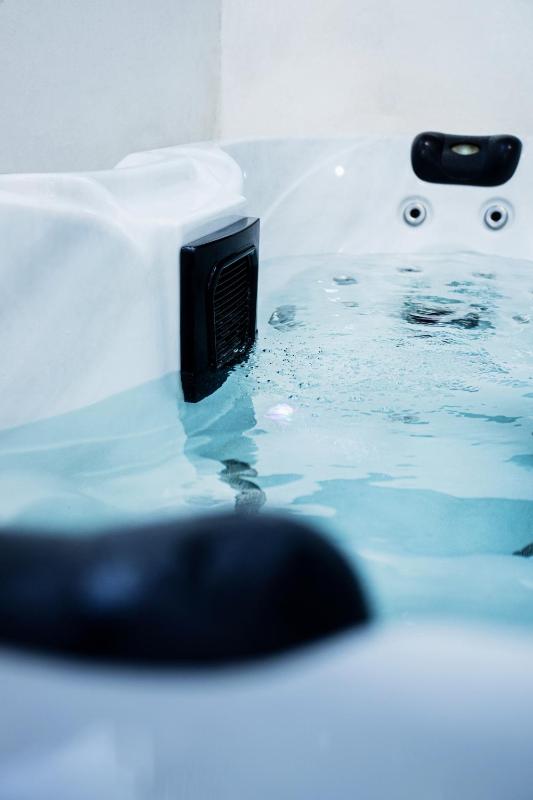 Room with Hydromassage - No View image 2