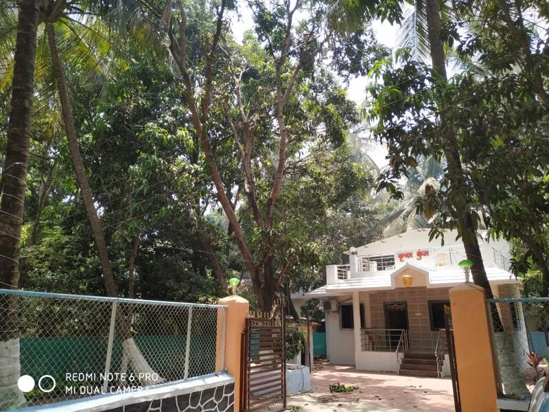 Krushna Kunj Holiday Home - image 10