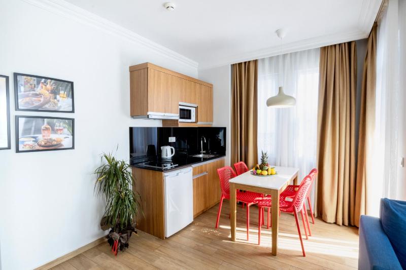 Apartment with Balcony image 3