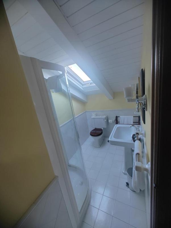 Single Room image 2