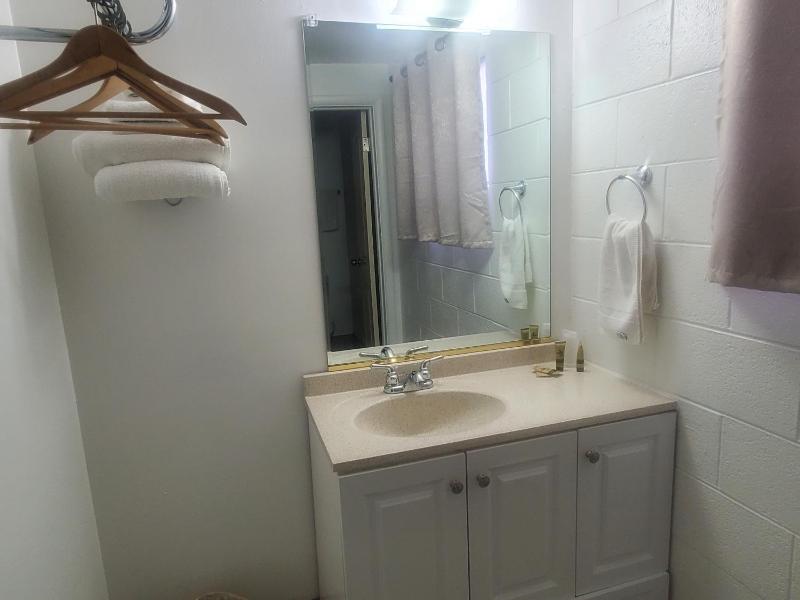 King Room image 4