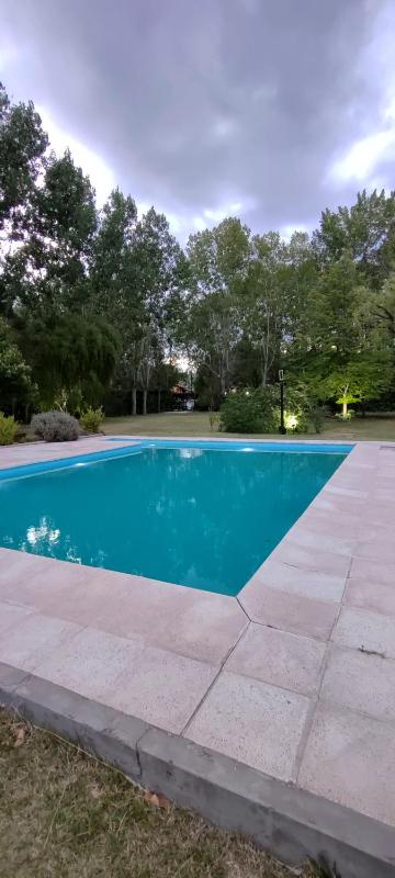 Fabulosa y confortable cabaña - image 4