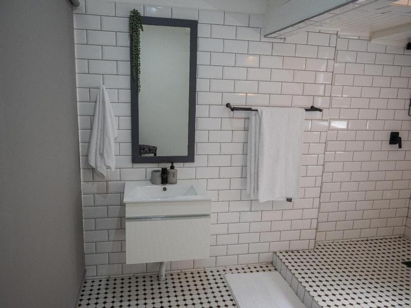 Kelkiewyn Waterkloof Guesthouse - image 5
