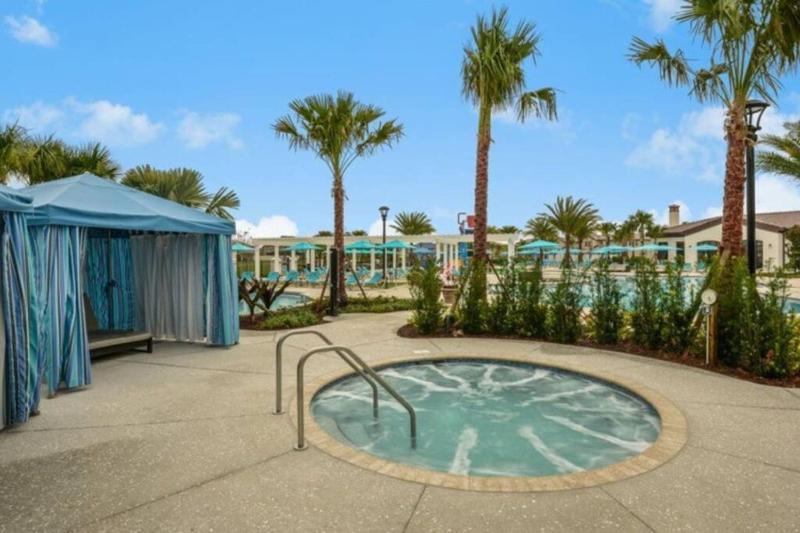 Modern Home - 6 Bedrooms With Private Pool & Spa 10 Minutes to Disney - image 44