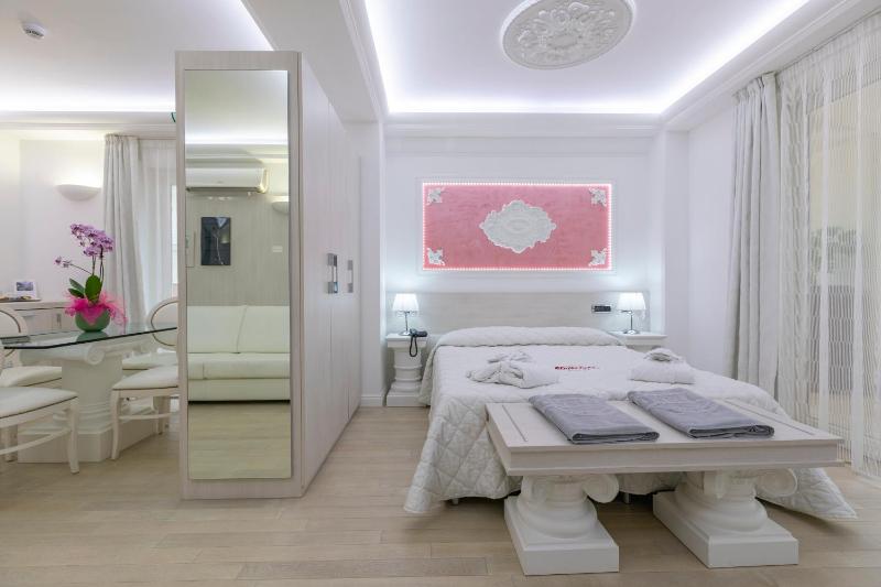 Junior Suite image 1