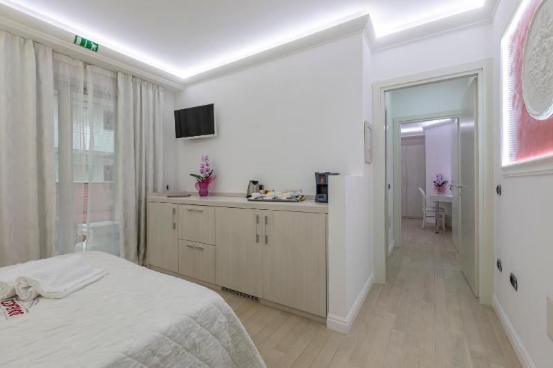 Suite image 4