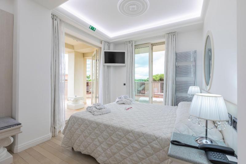 Junior Suite image 4