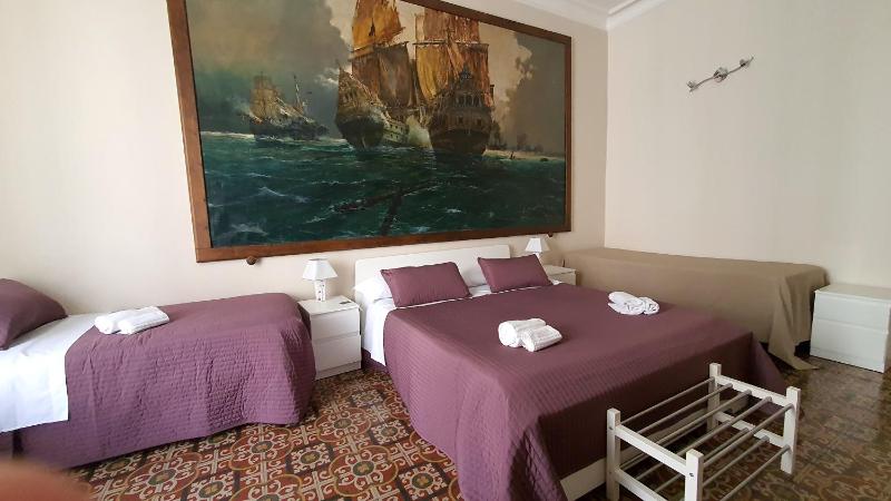 Comfort Triple Room image 2