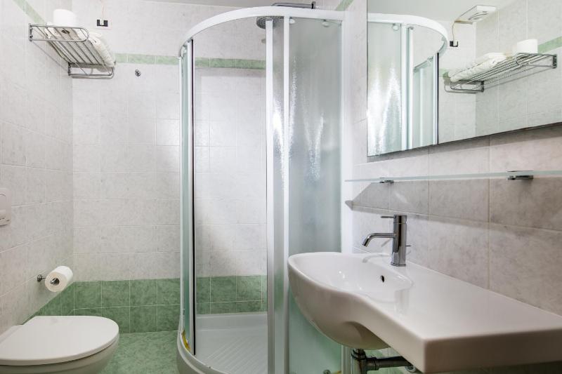 Double Room with Balcony image 1