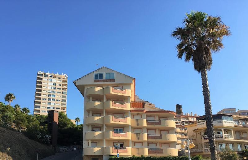 Large Apartment with Sea Views & Terrace - image 15
