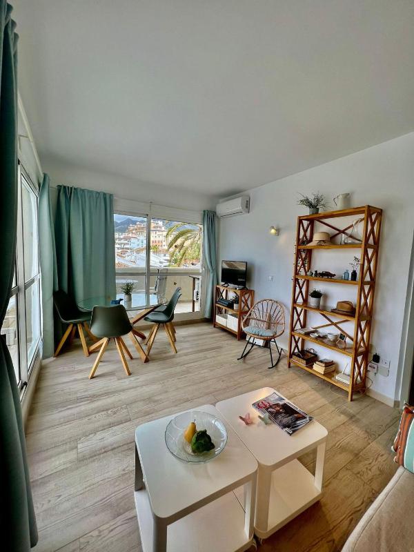Luxury Sea View Apartment with 2 Terraces - image 14