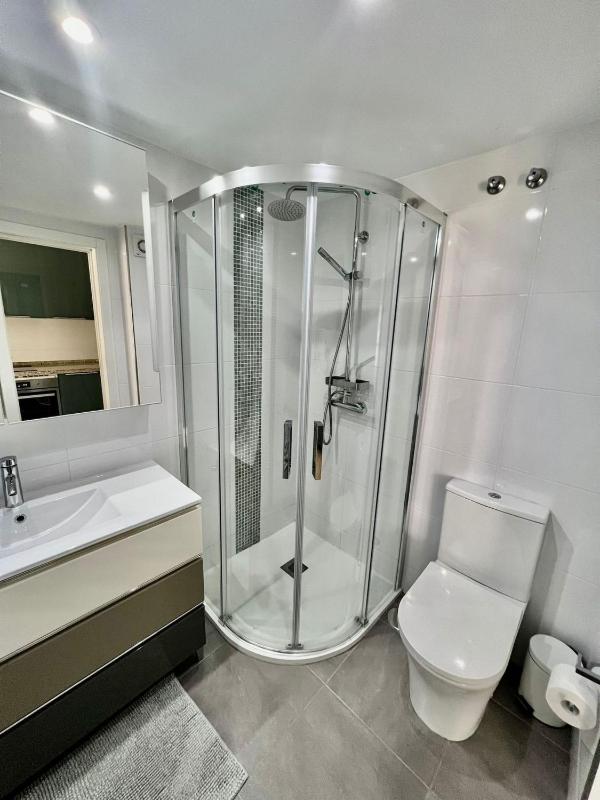 Luxury Sea View Apartment with 2 Terraces - image 11