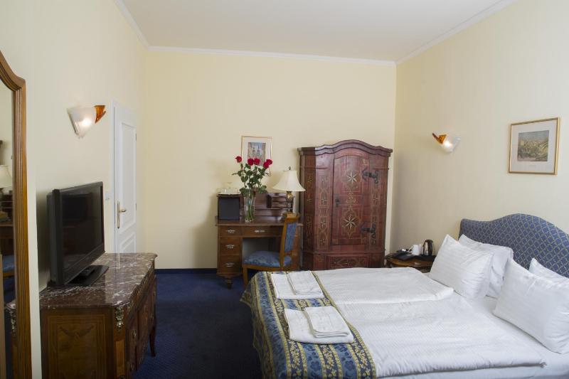 Double or Twin Room image 1