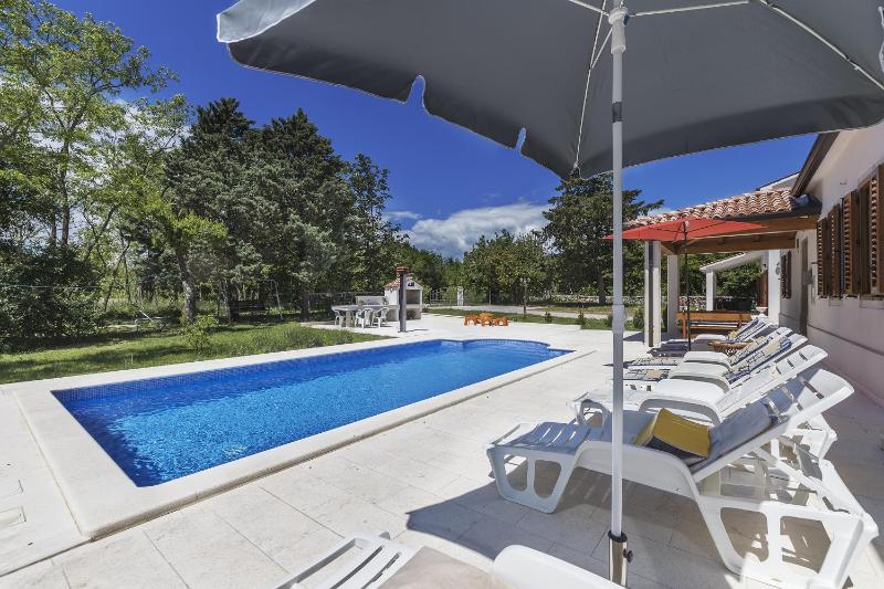 Villa Ana Labin for 12 person with 6 bedrooms & private pool - image 21