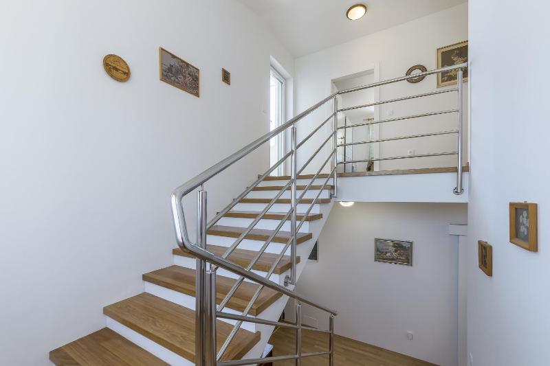 Villa Ana Labin for 12 person with 6 bedrooms & private pool - image 30