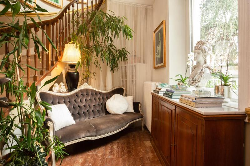 Superior Apartment image 2