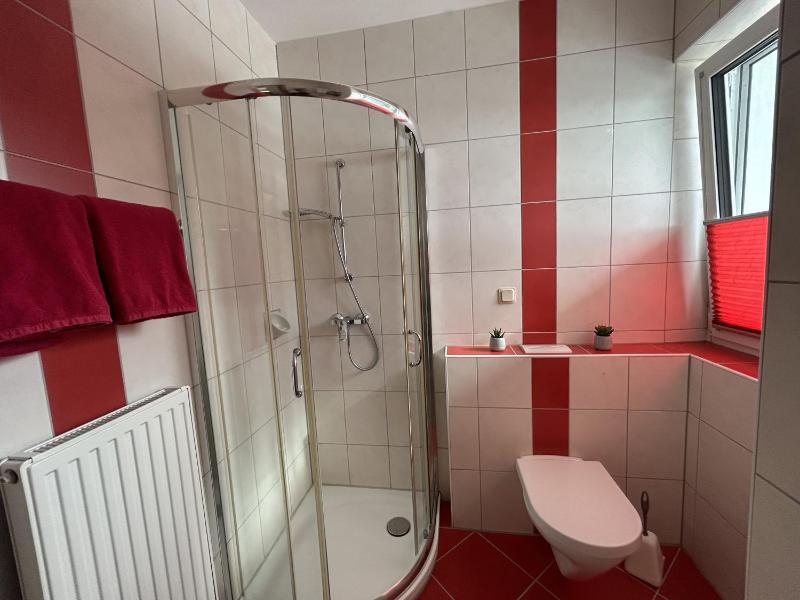 One-Bedroom Apartment image 2